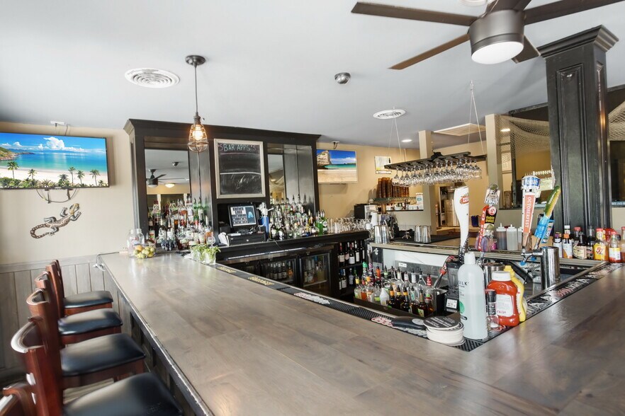 More Photos Of 2633 Holden Beach Rd SW, Holden Beach Restaurant For Sale