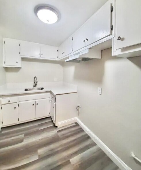More Photos Of 1320 W 97th St, Los Angeles Apartments For Sale