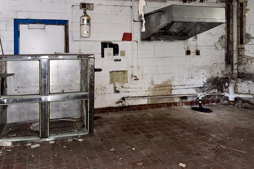 More Photos Of 678 Florence St, Camden Daycare Center For Sale