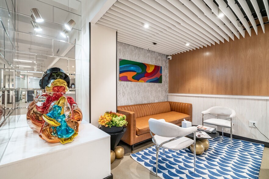 More Photos Of 159 W 25th St, New York Coworking Space