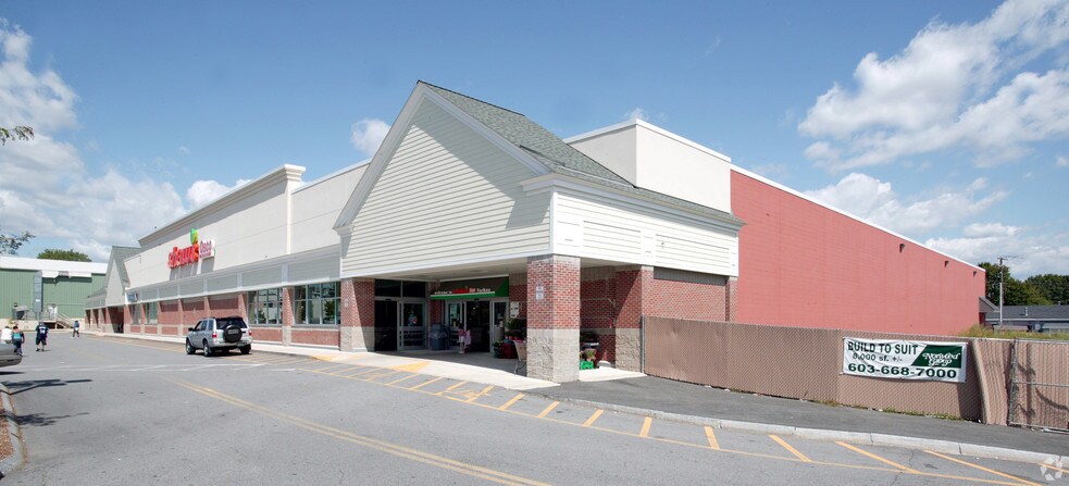 More Photos Of 300 Main St, Nashua Storefront For Lease