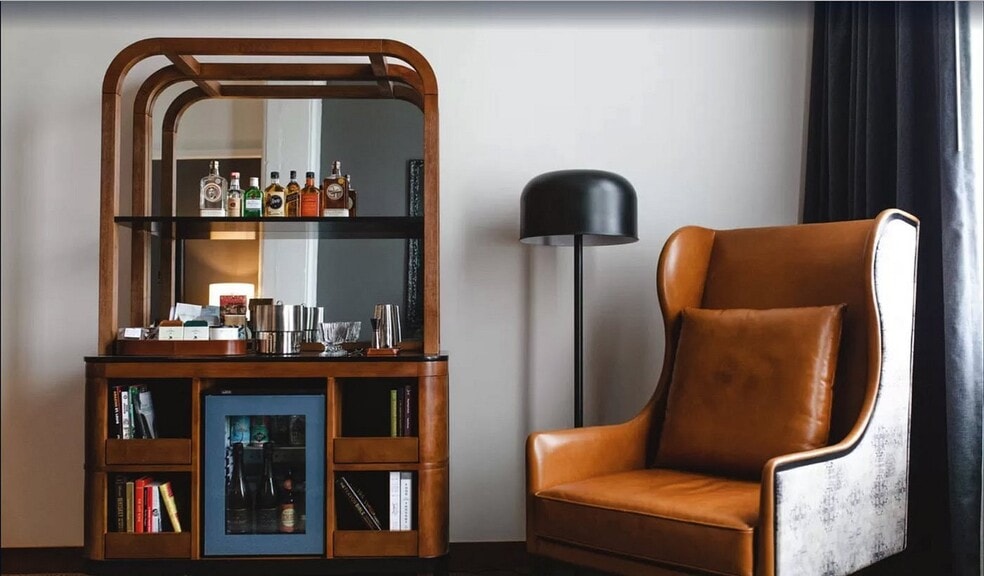 More Photos Of 1501 Washington Ave, Saint Louis Hotel For Sale