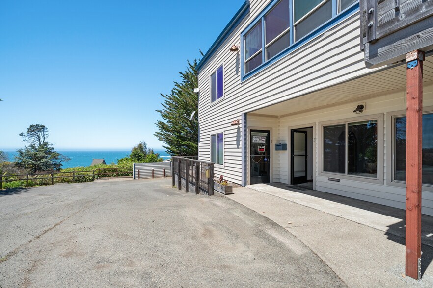 More Photos Of 39000 1 hwy, Gualala Flex For Sale