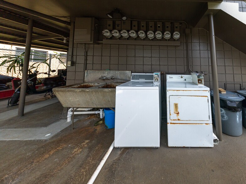 More Photos Of 1213 Matlock Ave, Honolulu Apartments For Sale