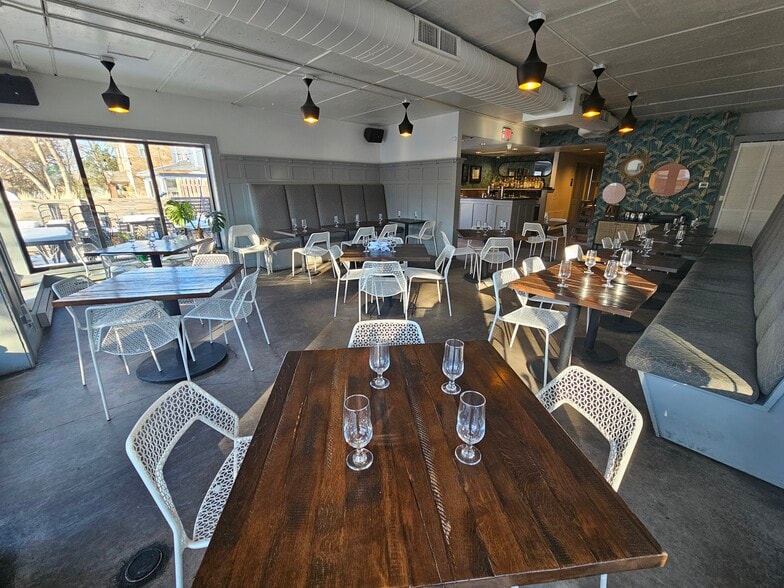 More Photos Of 4537 S Nicollet Ave, Minneapolis Freestanding For Sale