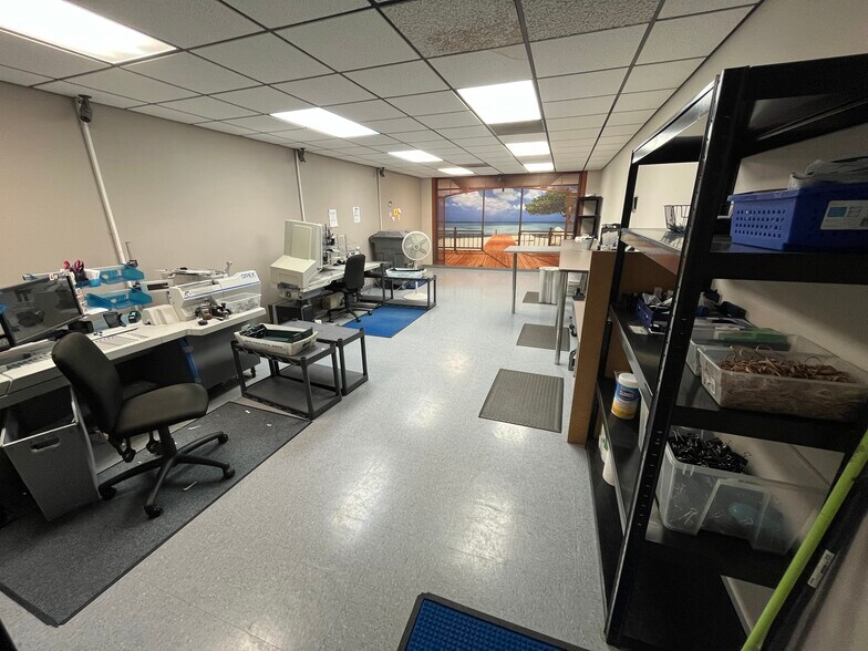 More Photos Of 5700 Logan St, Denver Office For Sale