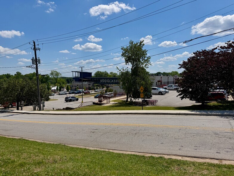 More Photos Of 12471 Veterans Memorial Hwy, Douglasville Specialty For Lease