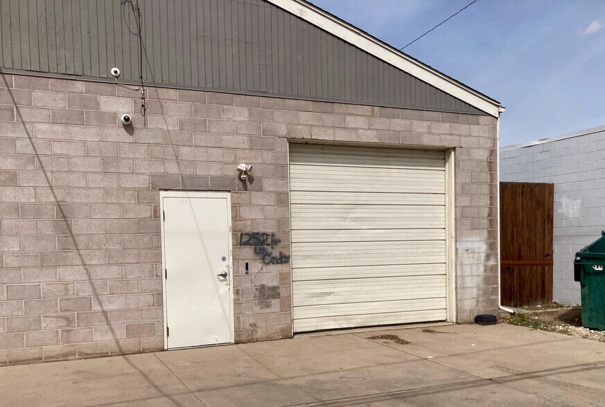 More Photos Of 1254-1256 W Cedar Ave, Denver Showroom For Lease