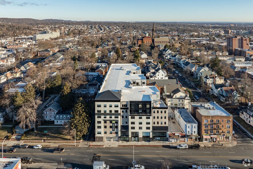 More Photos Of 475 Main St, Orange Apartments For Lease