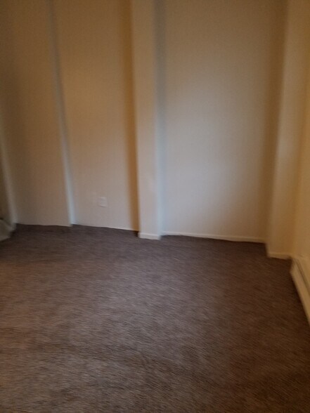 More Photos Of 666-668 Main St, Middletown Apartments For Sale