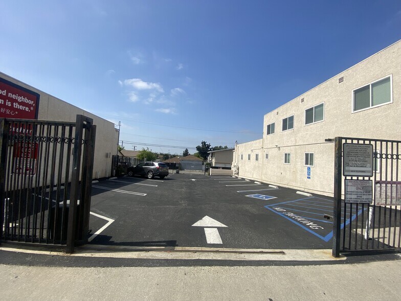 More Photos Of 2617-2619 Beverly Blvd, Montebello Loft Creative Space For Sale