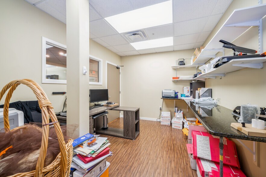 More Photos Of 54 Friends Ln, Newtown Office For Sale