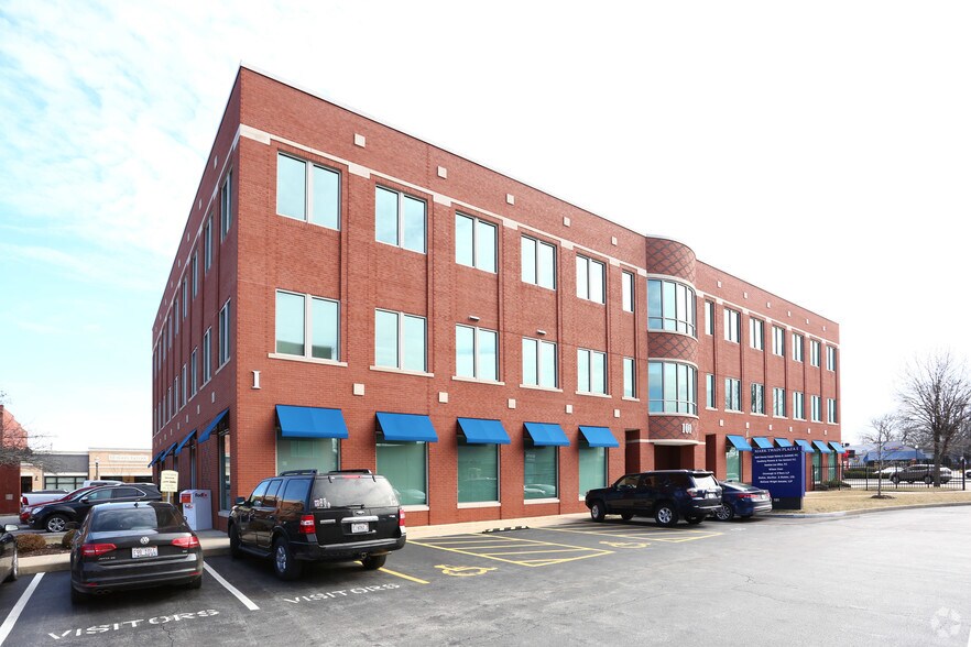 More Photos Of 101 W Vandalia St, Edwardsville Coworking Space