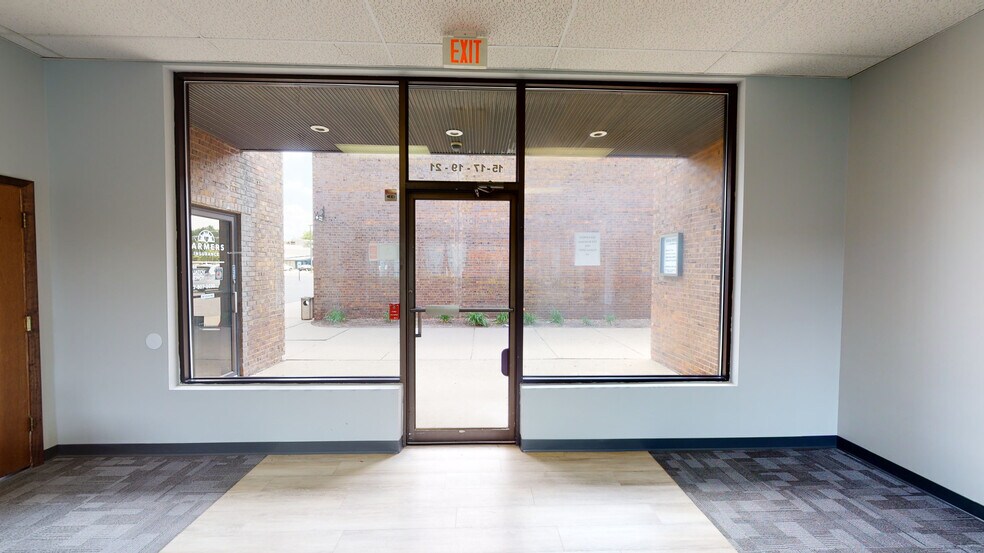 More Photos Of 11-47 E Northwest Hwy, Palatine Unknown For Lease