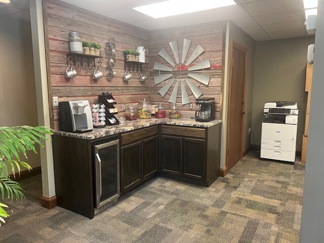 More Photos Of 201 E 11th St, Hays Office For Sale