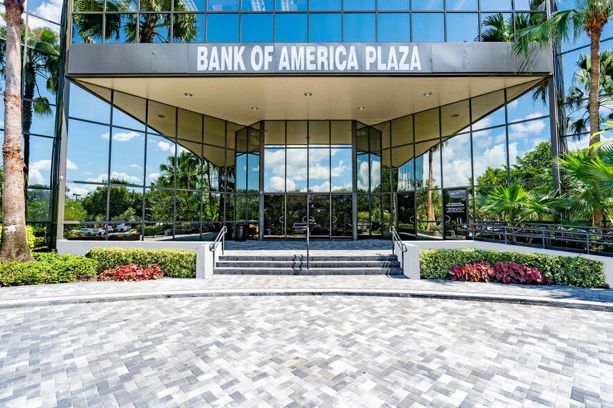 More Photos Of 1776 N Pine Island Rd, Plantation Office For Lease