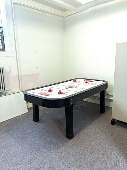 More Photos Of 1900 Oak Park Ave, Berwyn Religious Facility For Sale