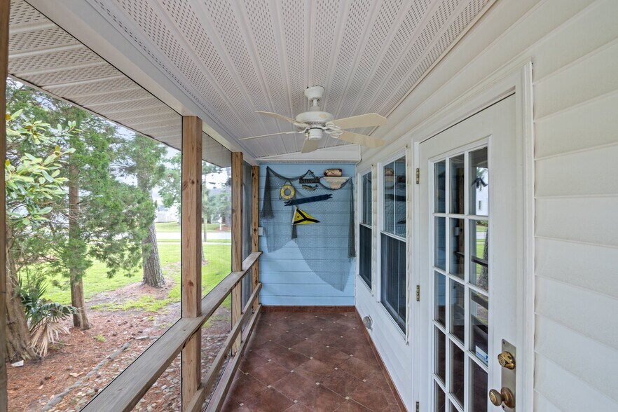 More Photos Of 567 E Water St, Belhaven Hospitality For Sale
