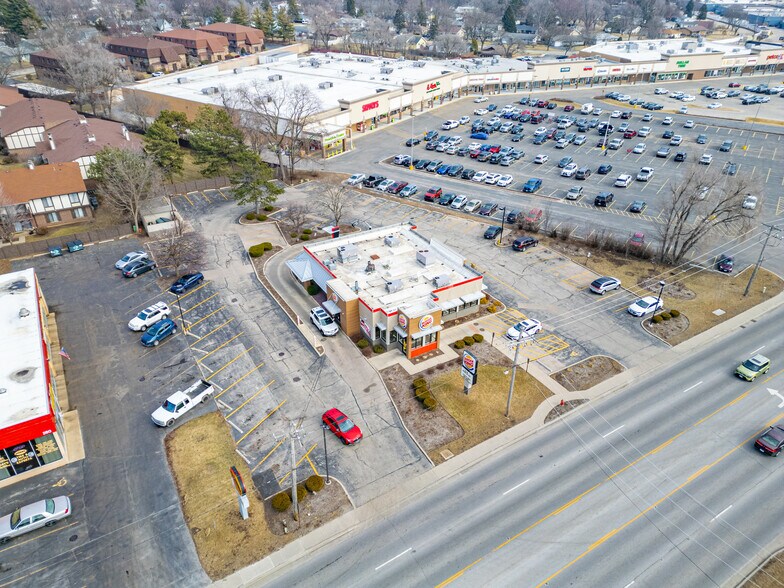 More Photos Of 250 Virginia St, Crystal Lake Fast Food For Sale