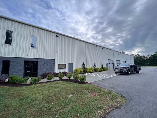 More Photos Of 762 Park Ave, Youngsville Manufacturing For Lease