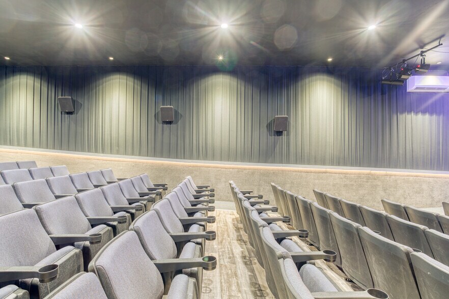 More Photos Of 418 Pagosa St, Pagosa Springs Movie Theatre For Sale