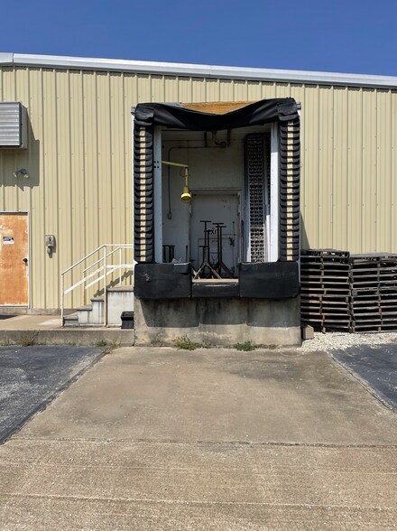 More Photos Of 1155 W Osr, Bryan Distribution For Lease