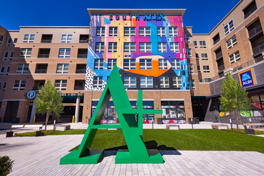 More Photos Of 2803 Poag St, Alexandria Apartments For Lease
