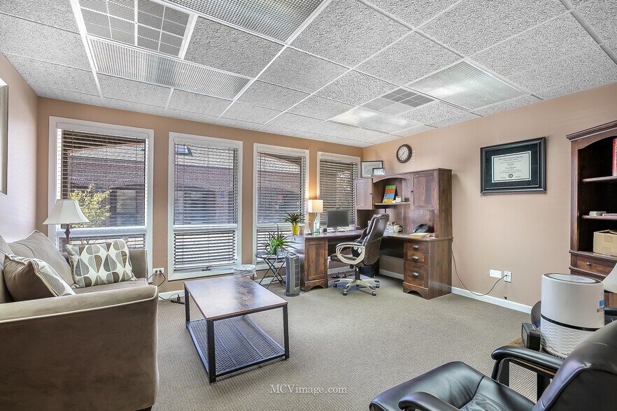 More Photos Of 15419 E 127th St, Lemont Office Residential For Sale