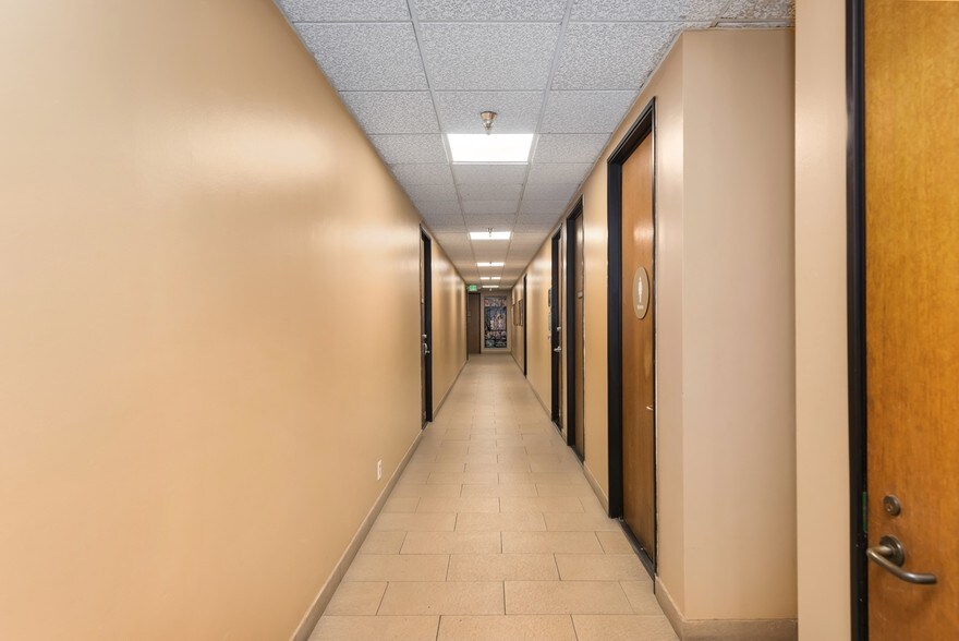 More Photos Of 50 S Anaheim Blvd, Anaheim Office For Lease