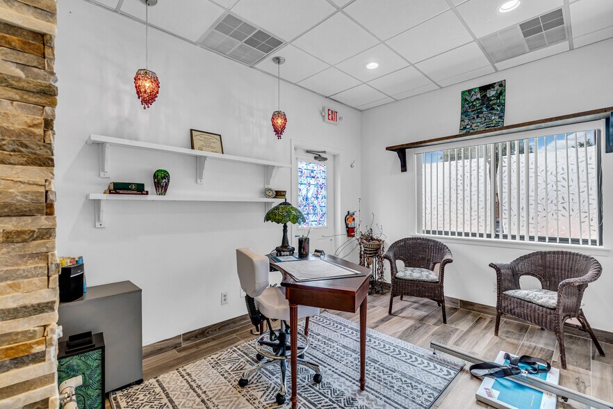 More Photos Of 301-303 Candlewood Cmn, Howell Medical For Lease