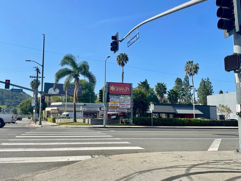 More Photos Of 5800 Obama Blvd, Los Angeles Unknown For Lease