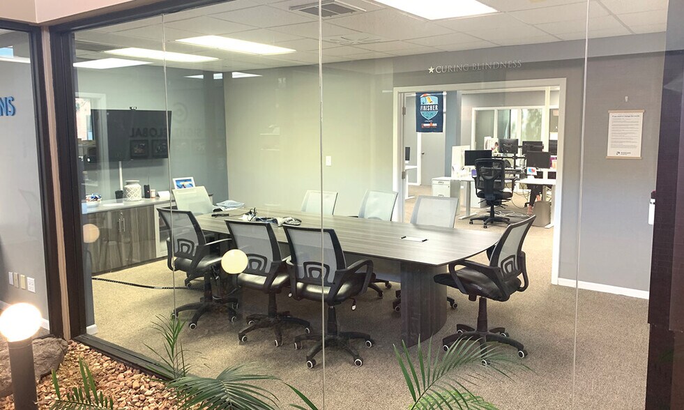 More Photos Of 11235 Davenport St, Omaha Office For Lease