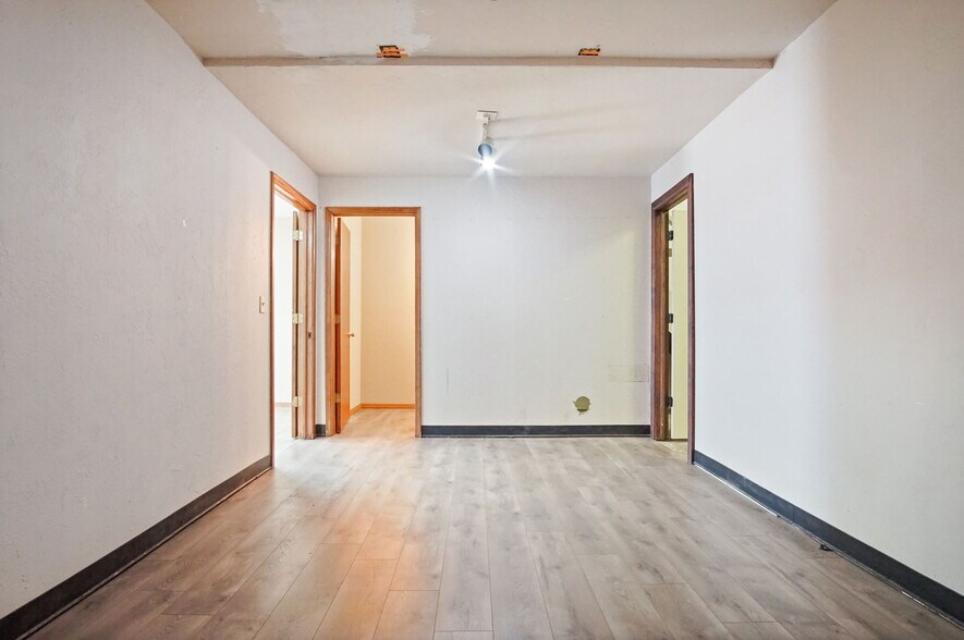 More Photos Of 3557 National Dr, Norman Industrial For Sale