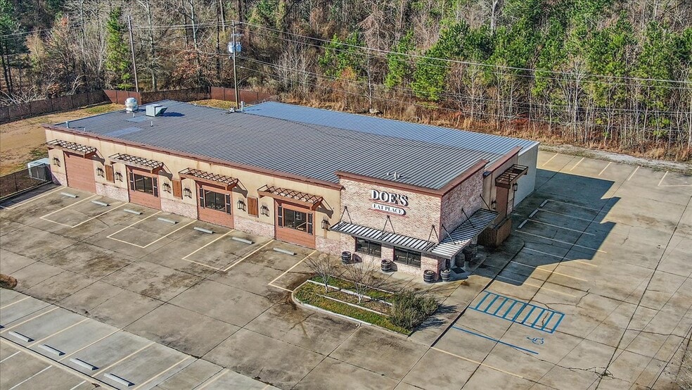 More Photos Of 15 Jackson Cir, Florence Restaurant For Sale