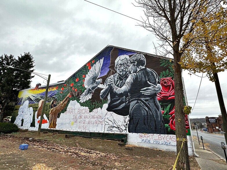 More Photos Of 157 W Hamilton St, Allentown Freestanding For Sale