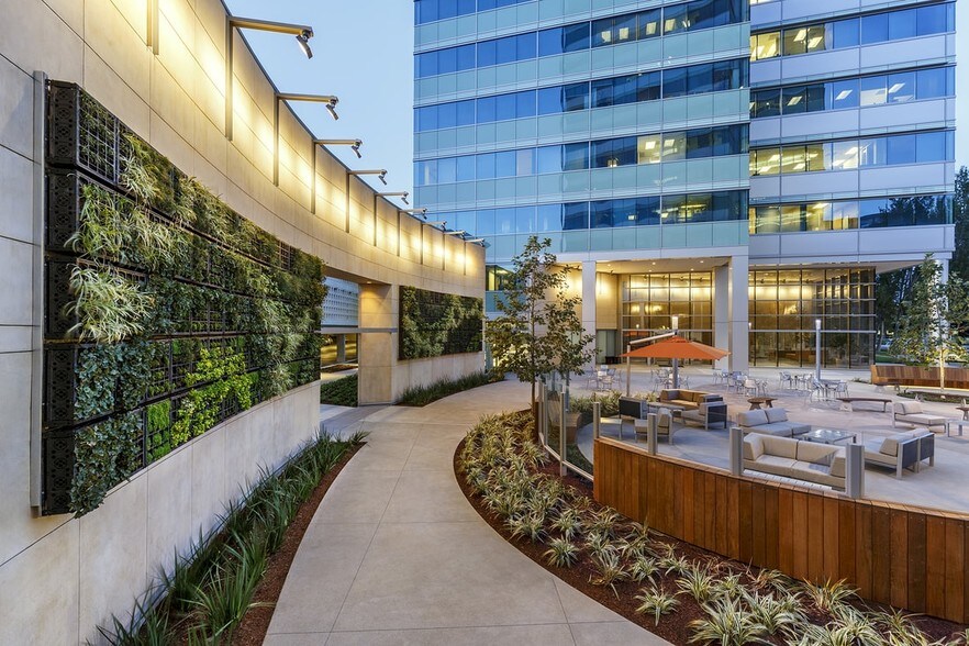 More Photos Of 3979 Freedom Cir, Santa Clara Office For Sale