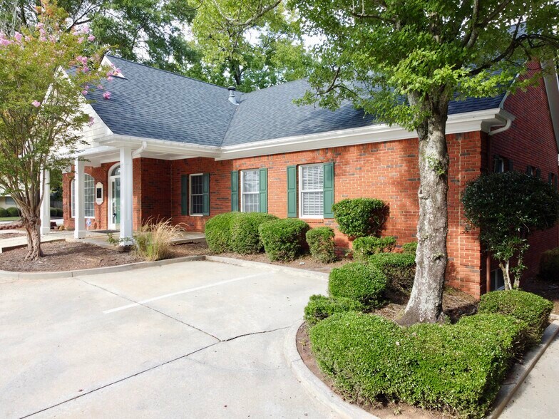 More Photos Of 3218 Mill St, Covington Medical For Sale