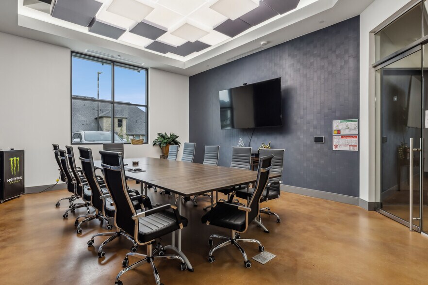 More Photos Of 4600 Eden Rd, Arlington Loft Creative Space For Sale