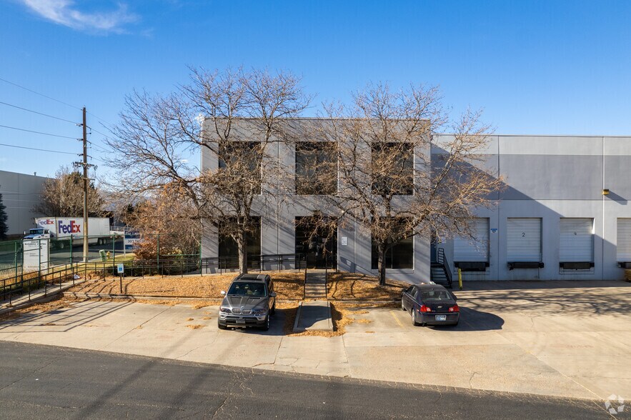 More Photos Of 11585 E 53rd Ave, Denver Warehouse For Lease