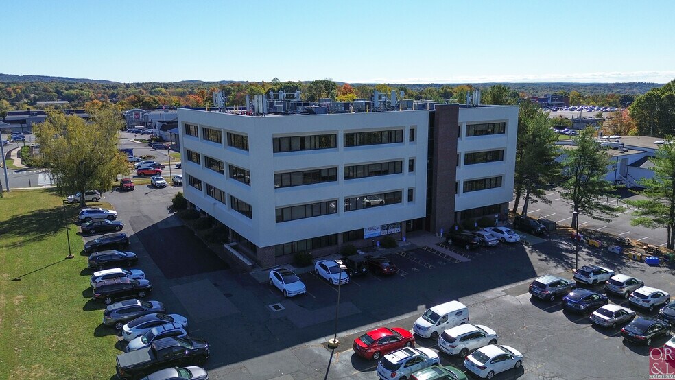 More Photos Of 546 S Broad St, Meriden Medical For Lease