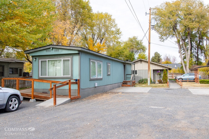 More Photos Of 215 NW Canal Blvd, Redmond Manufactured Housing Mobile Home Park For Sale