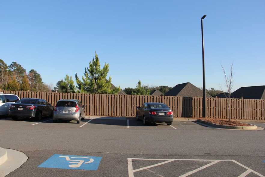 More Photos Of 4300 Westbrook Building B, Suwanee Medical For Lease