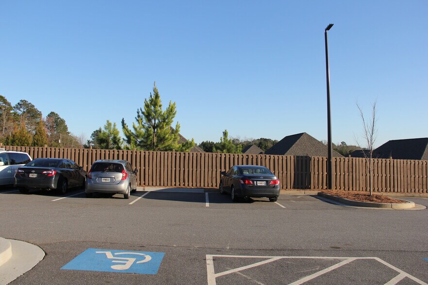 More Photos Of 4300 Westbrook Building B, Suwanee Medical For Lease