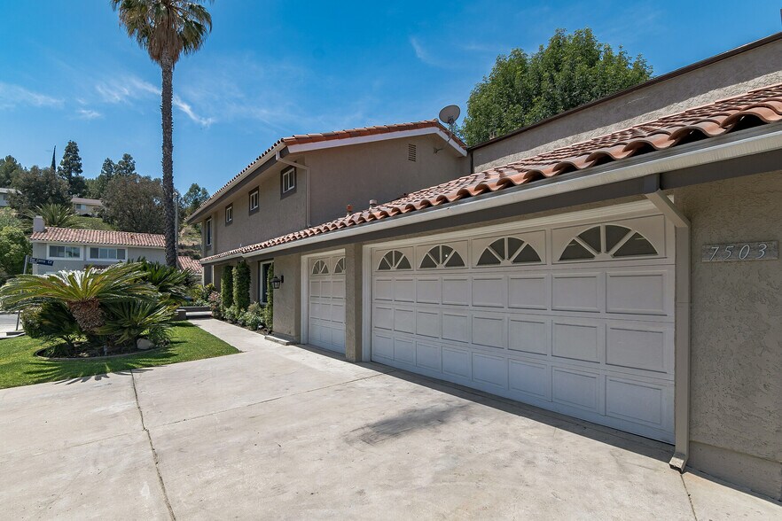 More Photos Of 7501 Linley Ln, Canoga Park Specialty For Sale