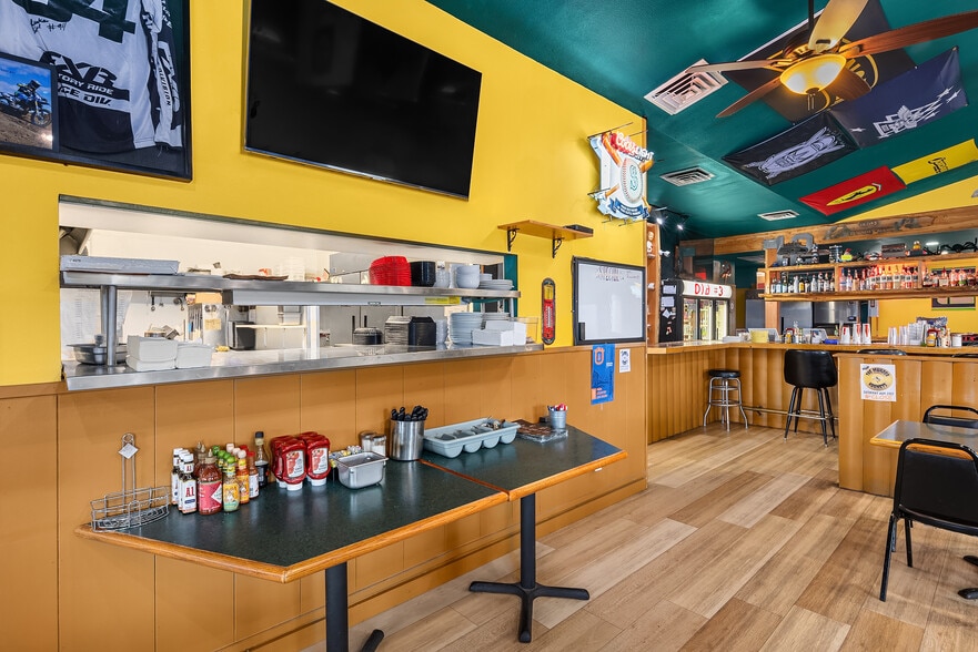 More Photos Of 8381 WA-903 Hwy, Ronald Restaurant For Sale