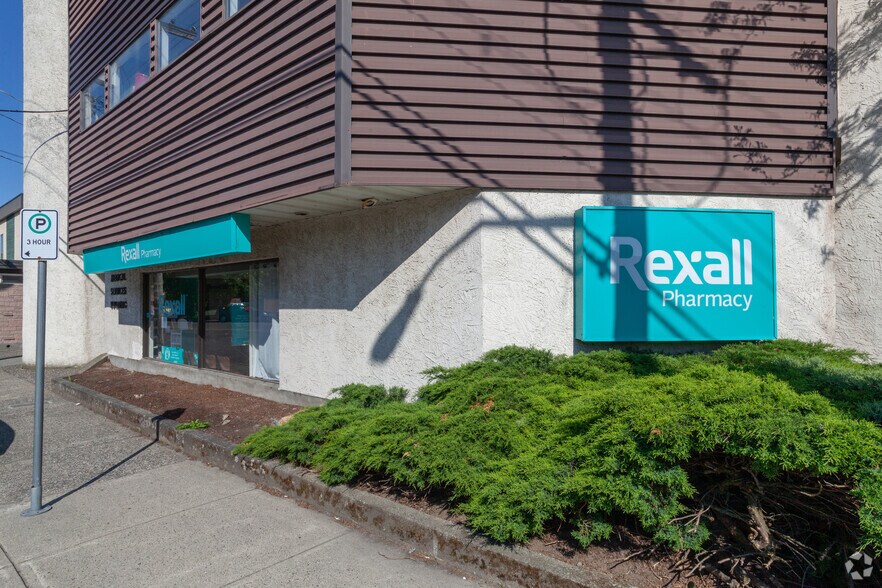 More Photos Of 9200 Mary St, Chilliwack Storefront Retail Office For Sale