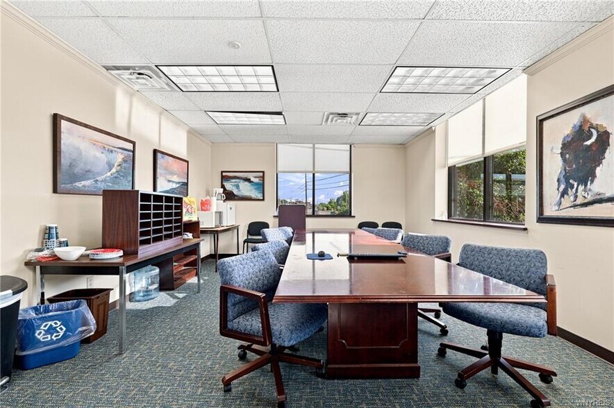 More Photos Of 2558 Hamburg Tpke, Buffalo Office For Sale