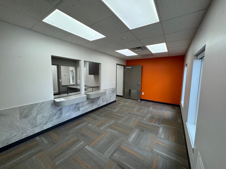 More Photos Of 105 Newsom St, Durham Office For Sale