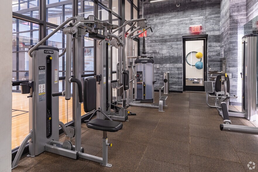 More Photos Of 606 W 57th St, New York Multifamily For Sale