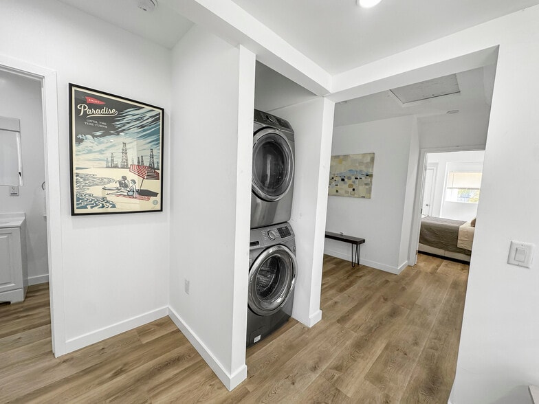 More Photos Of 5107 Crenshaw Blvd, Los Angeles Apartments For Sale